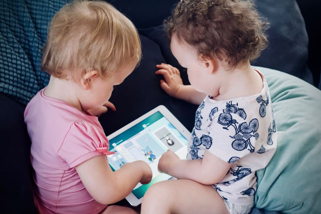 Touchscreen Devices Are Changing How Toddlers Sleep